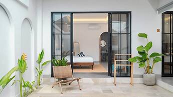 Villa Kamila 2 by Villa Finder