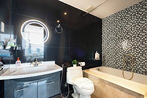 Luxury Condotel Luminous Leman