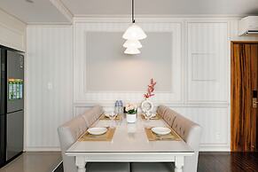 Luxury Condotel Luminous Leman