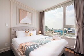 Luxury Condotel Luminous Leman