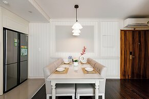 Luxury Condotel Luminous Leman