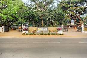 Club Mahindra Golden Landmark