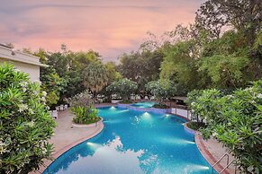 Club Mahindra Golden Landmark