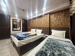 Hotel The Divine