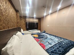 Hotel The Divine