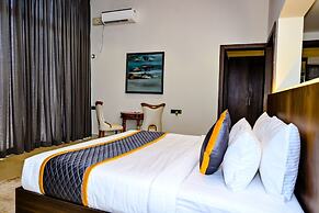 The Zims Luxor Resort