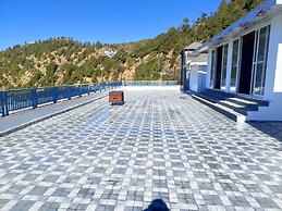 Cozy Kanatal Hotel And Resort