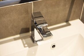 Stunning flat near St. Giles' Cathedral