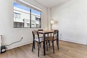 CozySuites at Zone Westgate