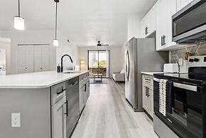 CozySuites at Zone Westgate