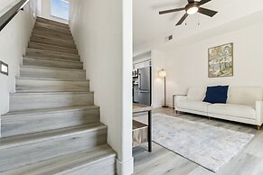 CozySuites at Zone Westgate