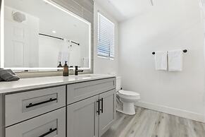 CozySuites at Zone Westgate