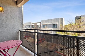 CozySuites at Zone Westgate