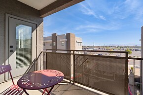 CozySuites at Zone Westgate