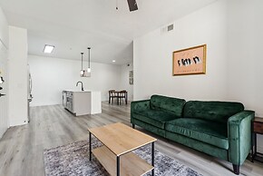 CozySuites at Zone Westgate