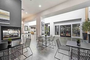 CozySuites at Zone Westgate