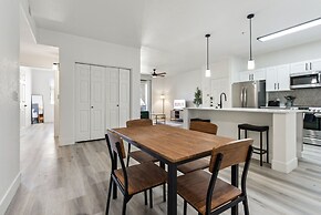 CozySuites at Zone Westgate