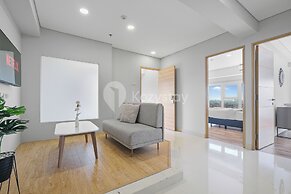 Magnolia Aparthotel by Kozystay - Kebon Jeruk