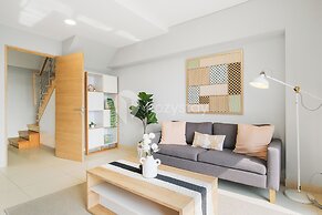 Magnolia Aparthotel by Kozystay - Kebon Jeruk