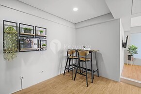 Magnolia Aparthotel by Kozystay - Kebon Jeruk