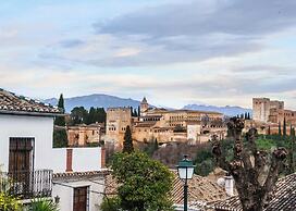 limehome Granada Calle Lopez Rubio