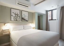 limehome Granada Calle Lopez Rubio