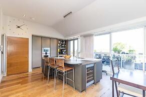 Beautiful Penthouse with terrace