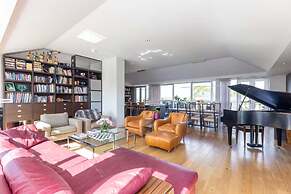 Beautiful Penthouse with terrace