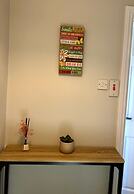 Ideal Road Trip Dunfermline Home - Free Parking