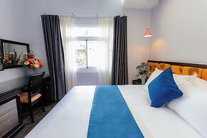 Romana Saigon Hotel Phu My Hung