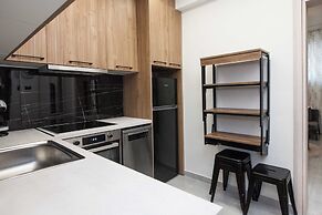 Brand New 1 Bd Apt in Trendy Kipseli