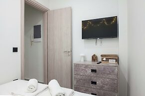 Brand New 1 Bd Apt in Trendy Kipseli