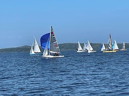 Lakeside Apartment Retreat in Oughterard Connemara