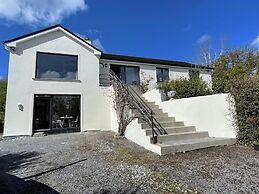 Lakeside Apartment Retreat in Oughterard Connemara