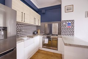 Splendid 2bed Apt near Haymarket