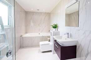 The Vale Golf and Country Club