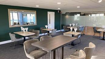 The Vale Golf and Country Club