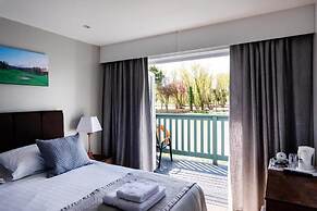 The Vale Golf and Country Club