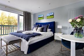 The Vale Golf and Country Club