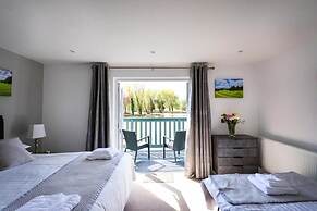 The Vale Golf and Country Club