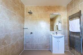 The Vale Golf and Country Club