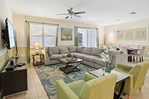 Modern 8BR Home With Private Pool and hot tub