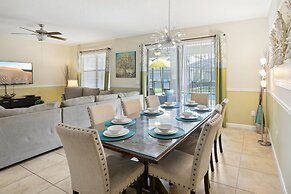 Modern 8BR Home With Private Pool and hot tub