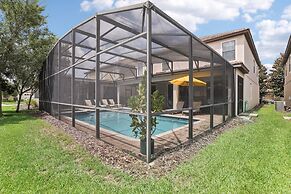 Modern 8BR Home With Private Pool and hot tub