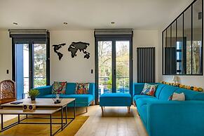 Paris Garden River residence