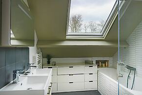 Paris Garden River residence