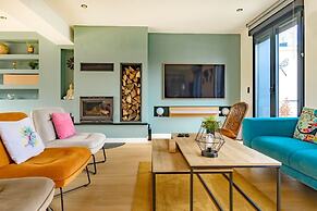 Paris Garden River residence