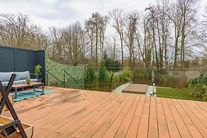 Paris Garden River residence