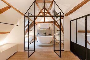 Huswell - Architect gem in the Heart of Ghent