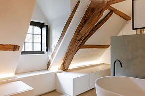 Huswell - Architect gem in the Heart of Ghent